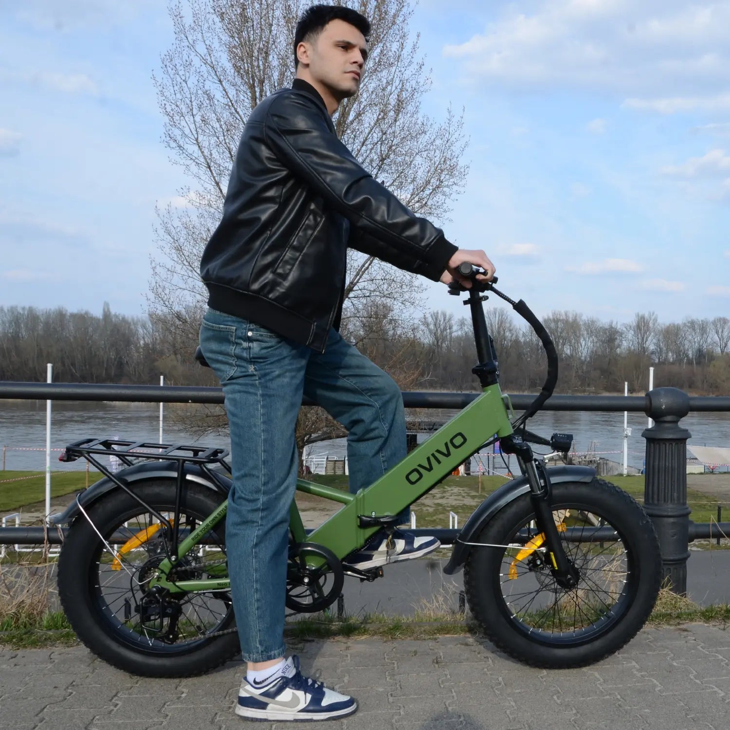 OVIVO NEO C1 PRO Bicicletta Elettrica OVIVO