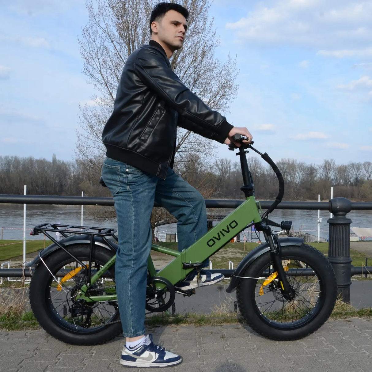 OVIVO NEO C1 PRO Bicicletta Elettrica OVIVO